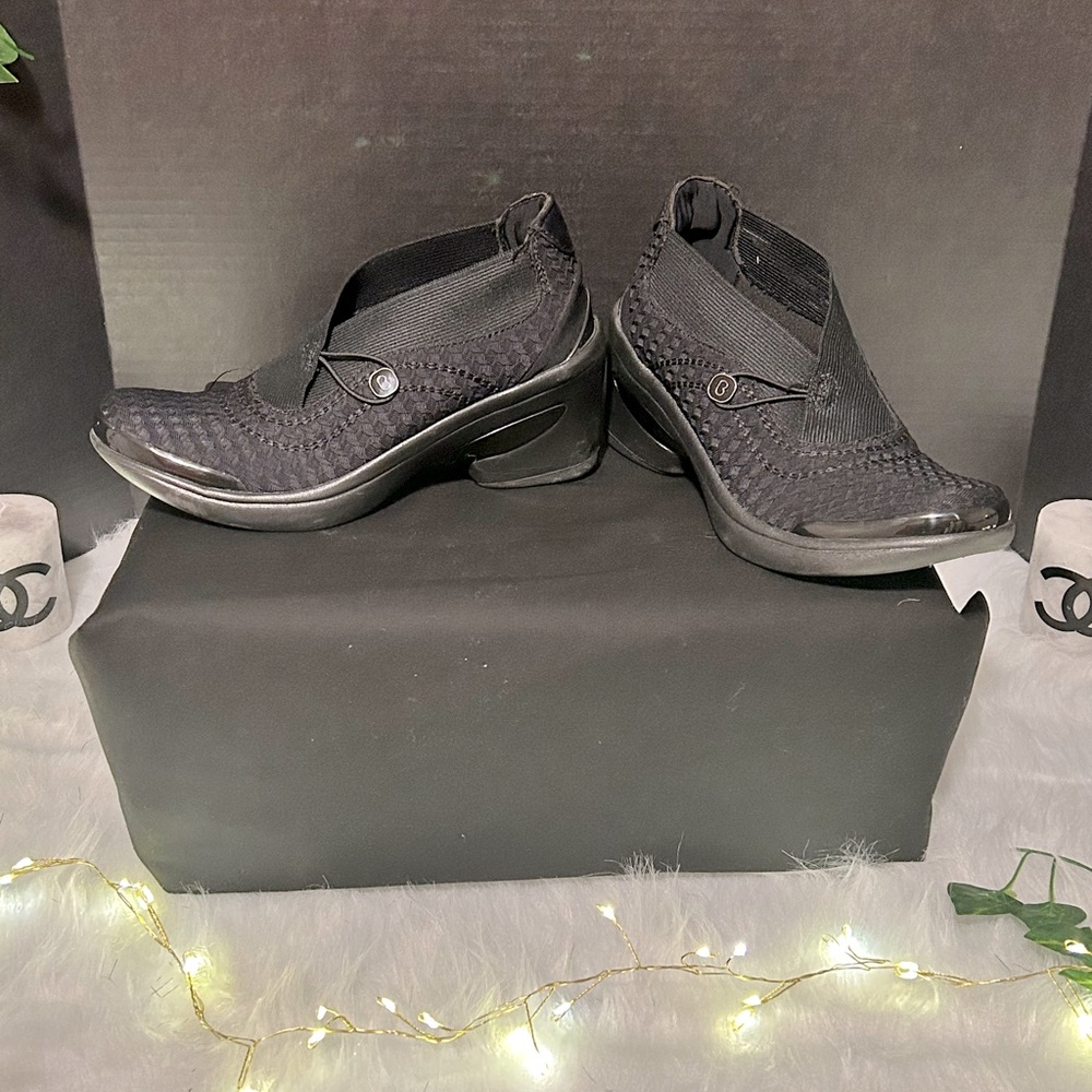 Bzees Black Flats